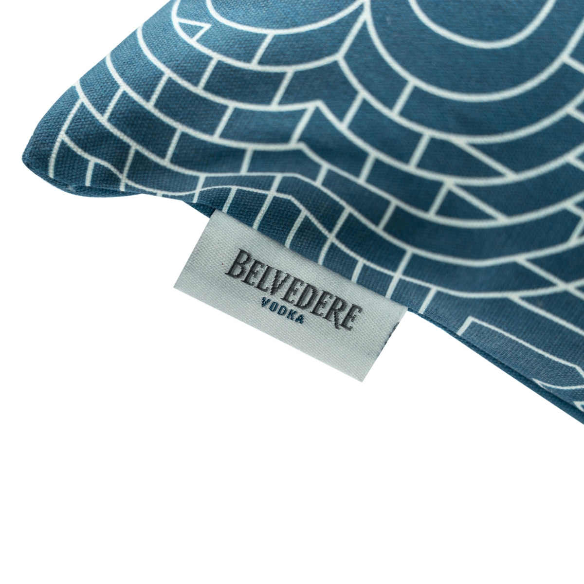 1x coussin Belvedere Vodka bleu avec logo blanc – Vue 4