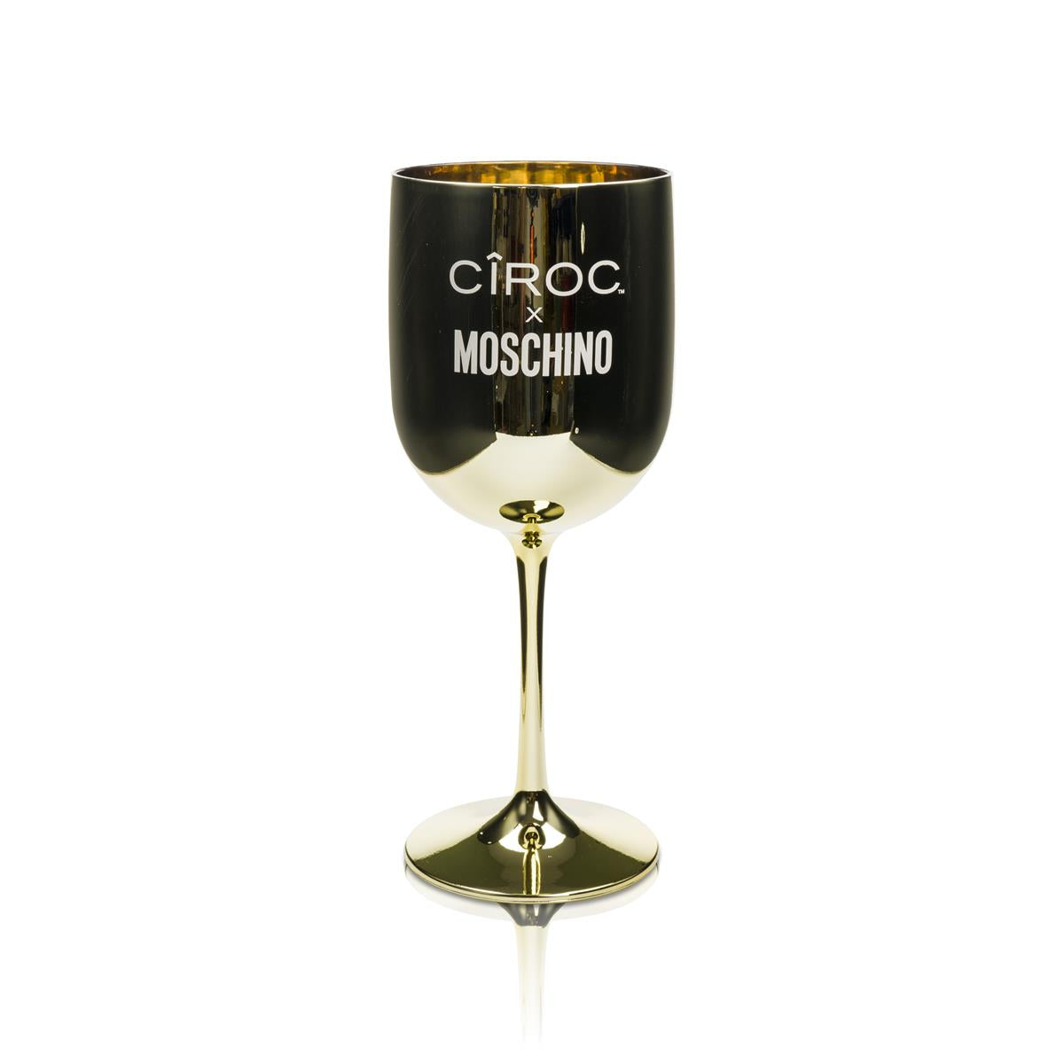 1x verre à vodka Ciroc en plastique doré x Moschino