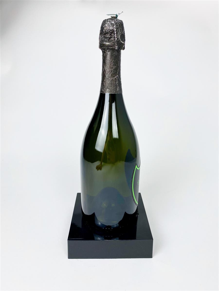 1 bouteille de champagne Dom Pérignon 0,7 l, ancien design Lumi avec support – Vue 3