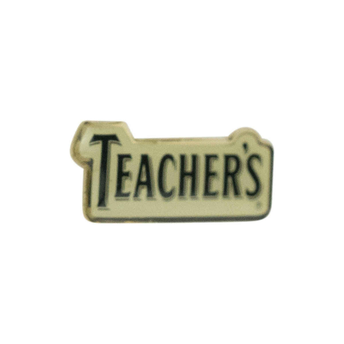 1x pin's Teachers Whiskey Logo Or – Vue 2