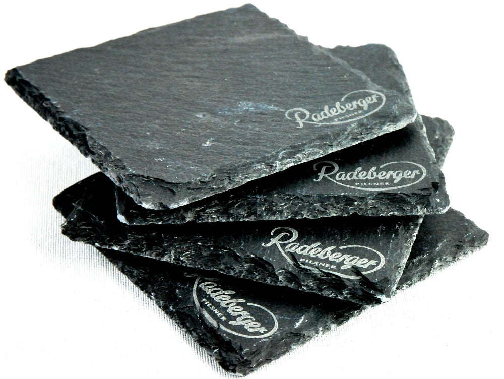 lot de 4 sous-verres Radeberger en ardoise naturelle anthracite, emballage cadeau