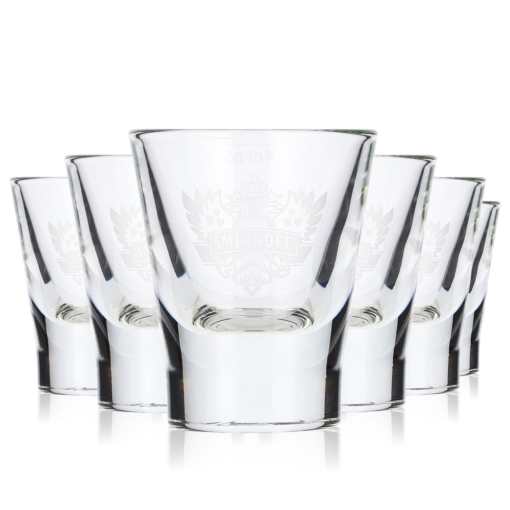 6 verres à vodka Smirnoff de 2 cl + verres à shot de 4 cl