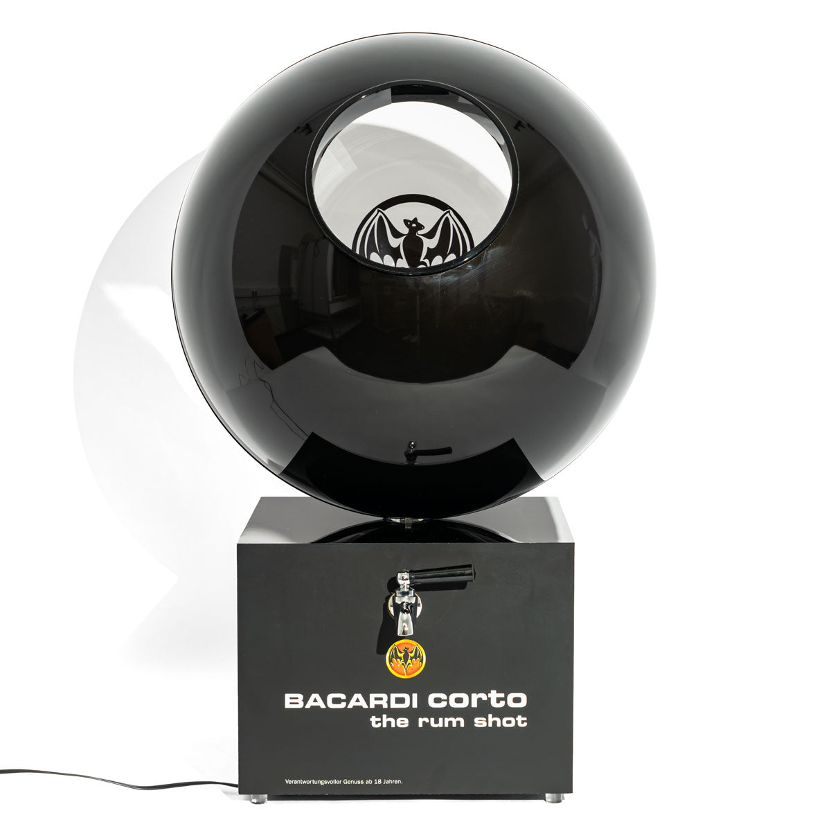Bacardi Corto the Rum Boule à glace LED/boule à boisson avec robinet, d'occasion. – Vue 2