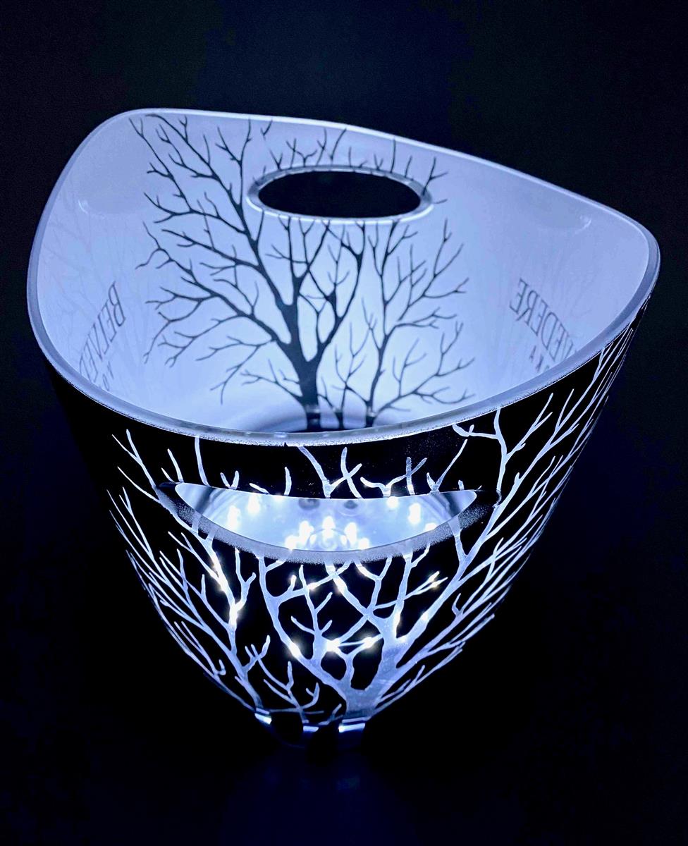 Belvedere Vodka LED Refroidisseur de bouteille rechargeable Bac à glaçons Simple argent – Vue 9