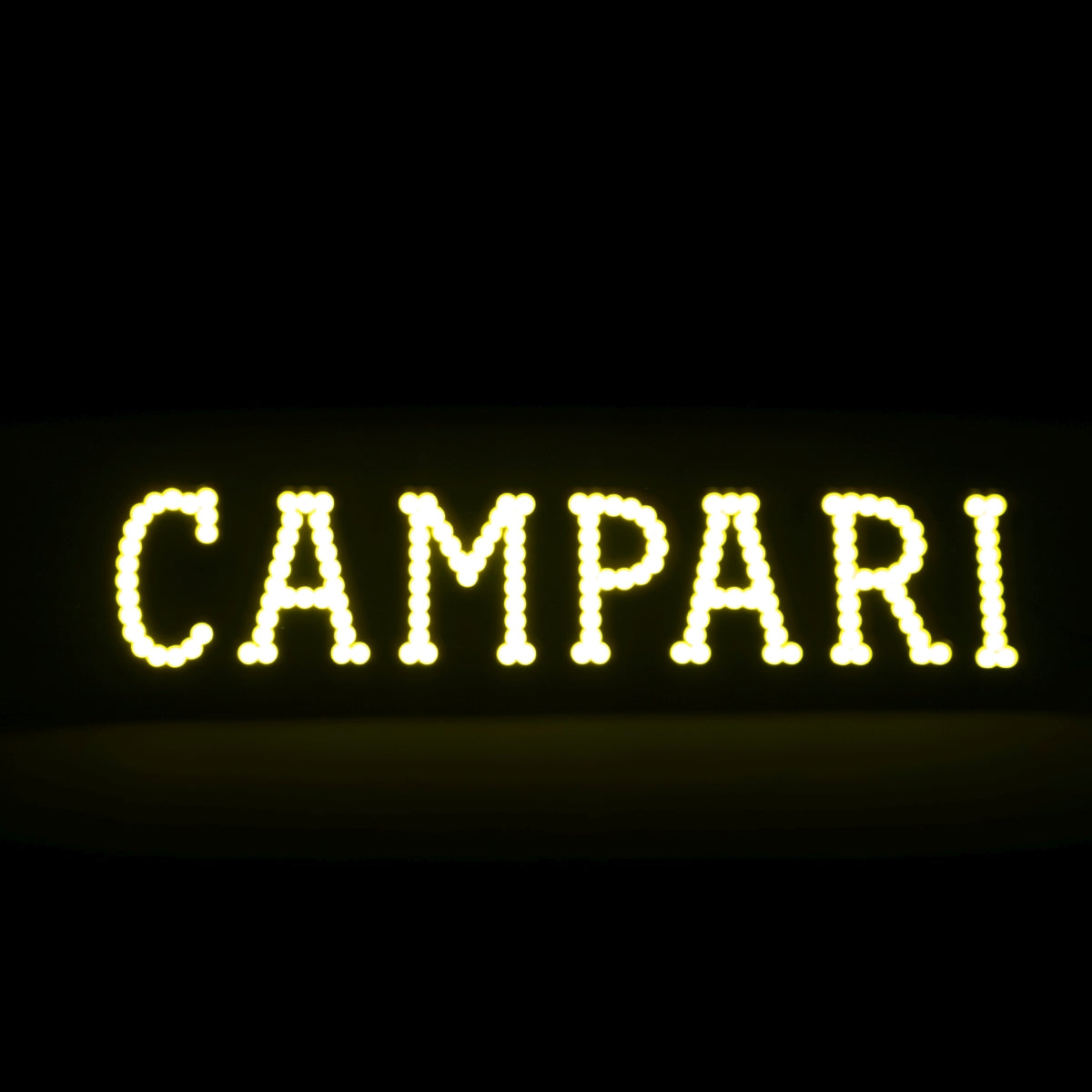 Campari Negroni Enseigne lumineuse Lettres rouges LED Panneau publicitaire Panneau mural – Vue 2