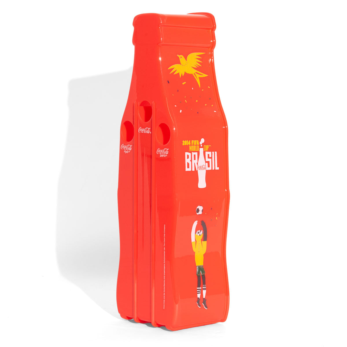 Boîte de collection pour canettes de Coca Cola, forme de bouteille, 3 compartiments, rouge, Coupe du monde de football 2014 au Brésil – Vue 3
