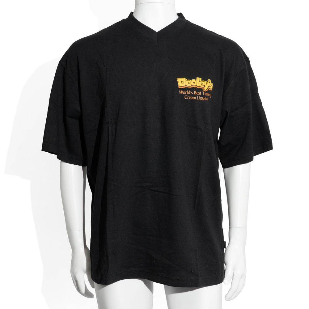 T-shirt Dooleys Gold à col en V noir « Worlds best tasting » taille L