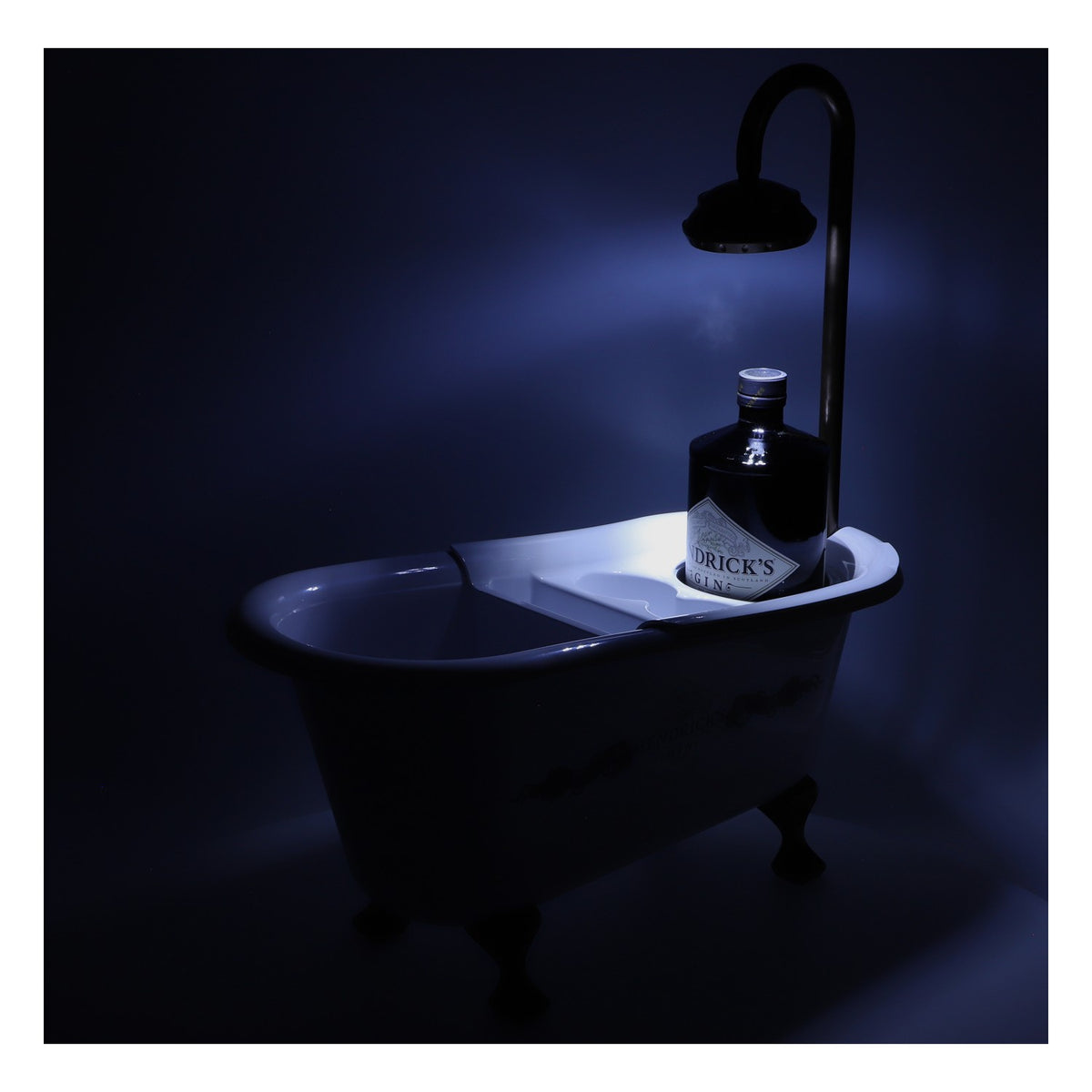 LED Hendricks Gin Refroidisseur de bouteilles Glorifier Baignoire Pomme de douche Accessoires de bar – Vue 8