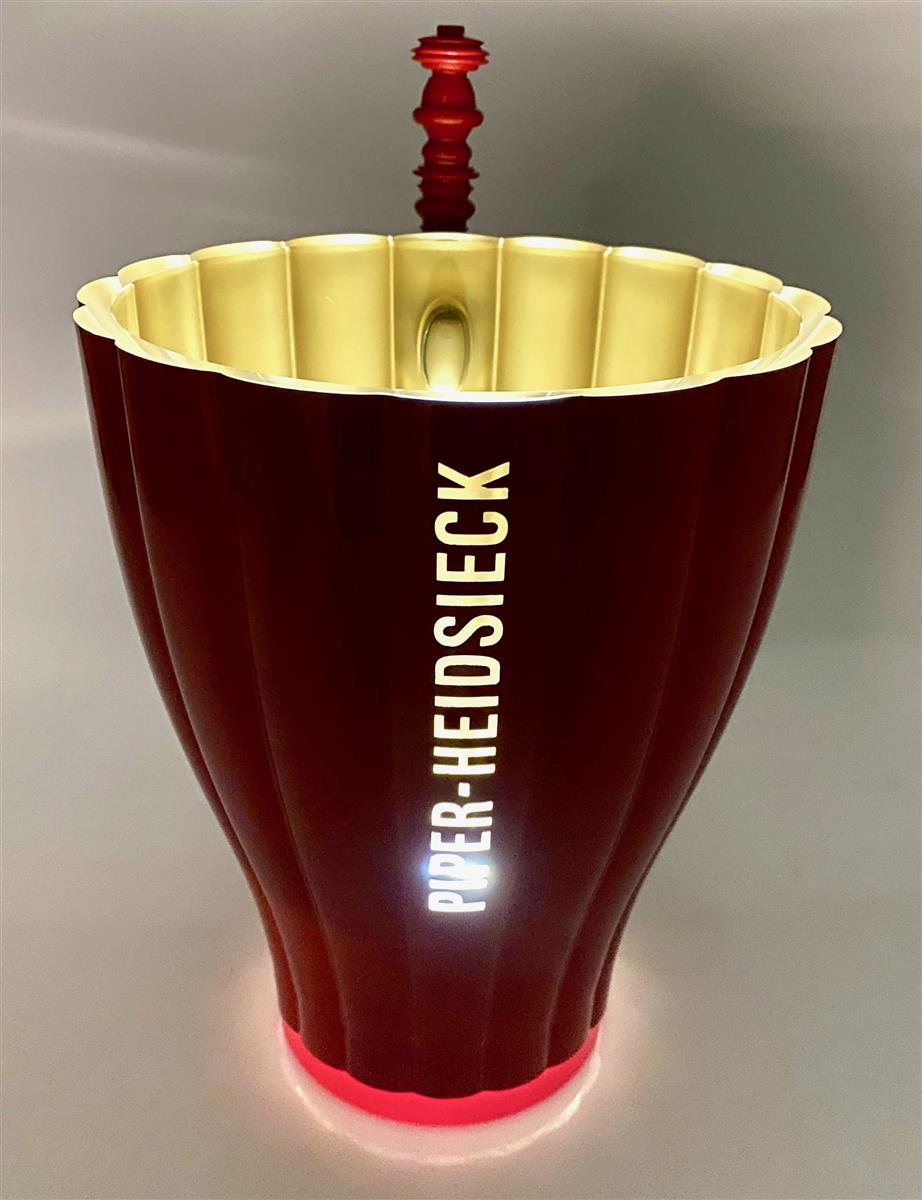 Piper-Heidsieck Champagne LED Refroidisseur de bouteille rechargeable Bac à glaçons simple rouge – Vue 2