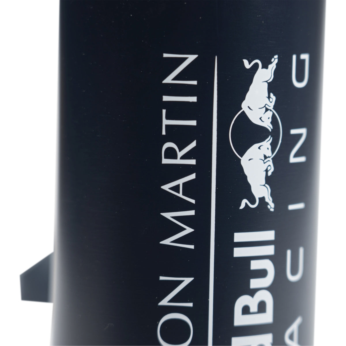 Bouteille Red Bull Racing Aston Martin 0,6 l, bouchon à vis en aluminium, bleue – Vue 5
