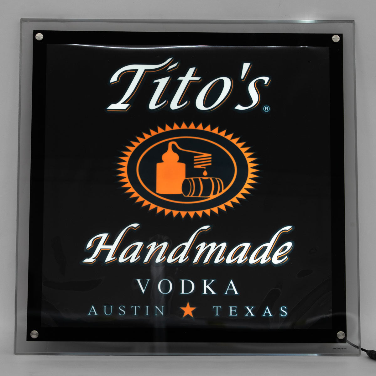Enseigne lumineuse Titos Vodka Luminated LED Wallsign 51x51cm Décoration de bar Produits dérivés – Vue 4