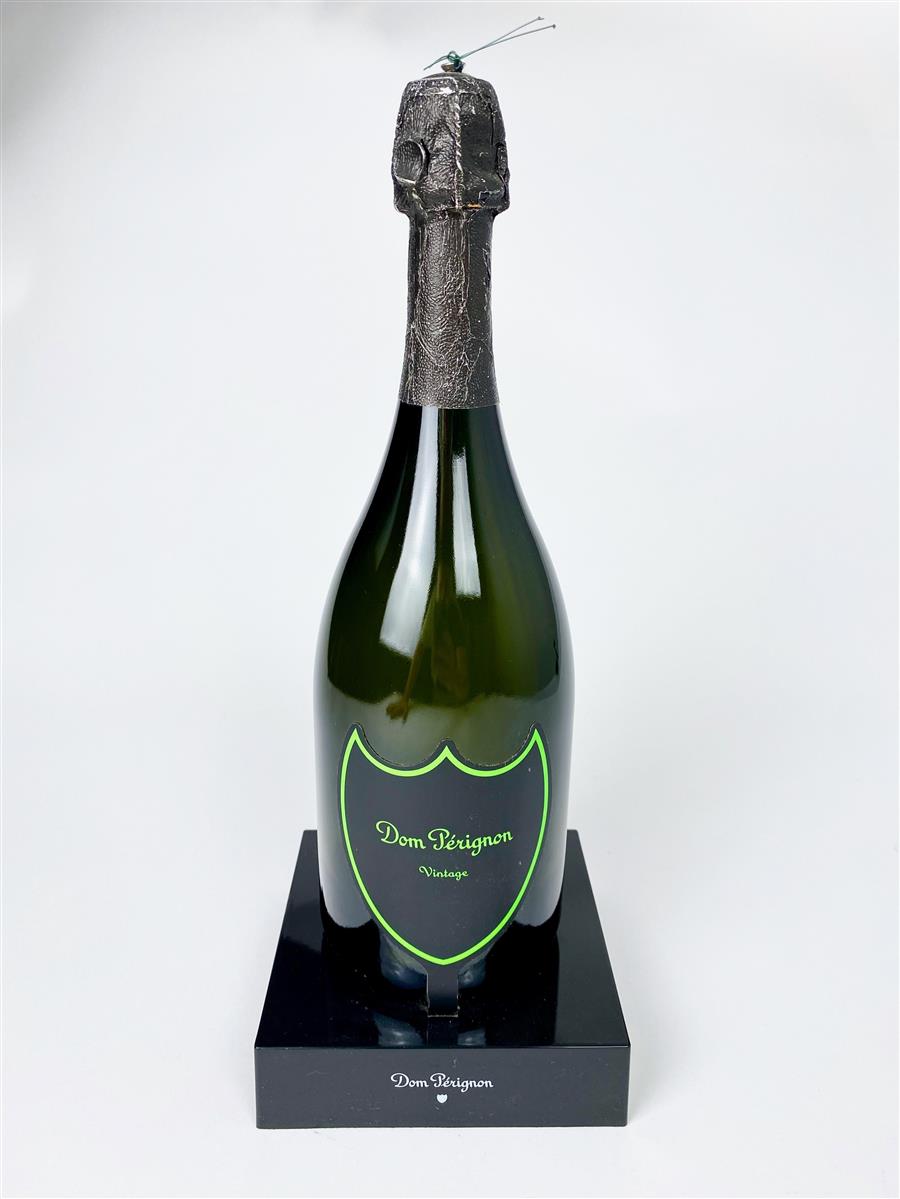 1 bouteille de champagne Dom Pérignon 0,7 l, ancien design Lumi avec support – Vue 2