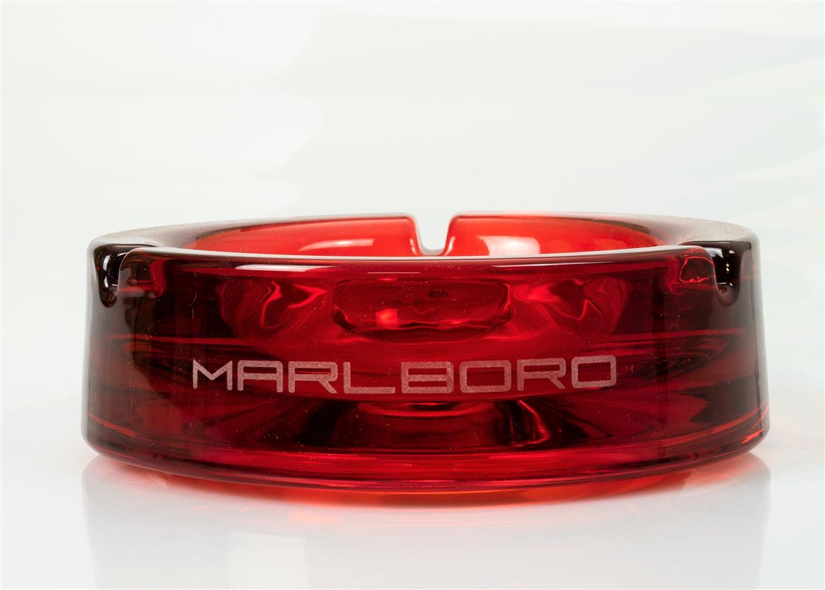 1x cendrier Marlboro rouge en verre – Vue 3