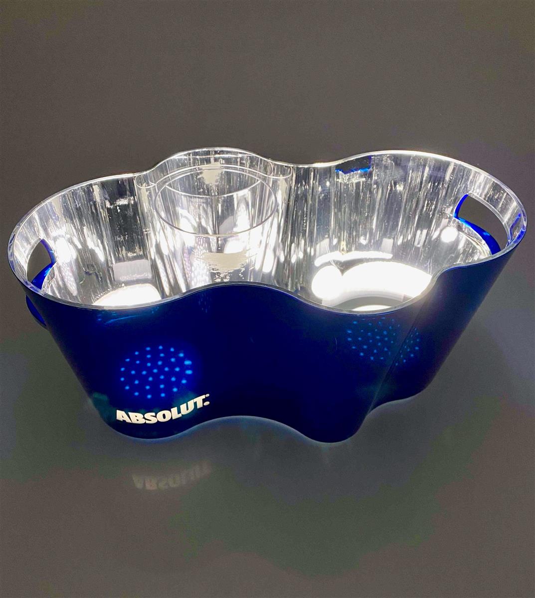 Absolut Vodka LED Refroidisseur de bouteille rechargeable  Wellig Nouveau Wave Glacière XXL éclairée Bar – Vue 5