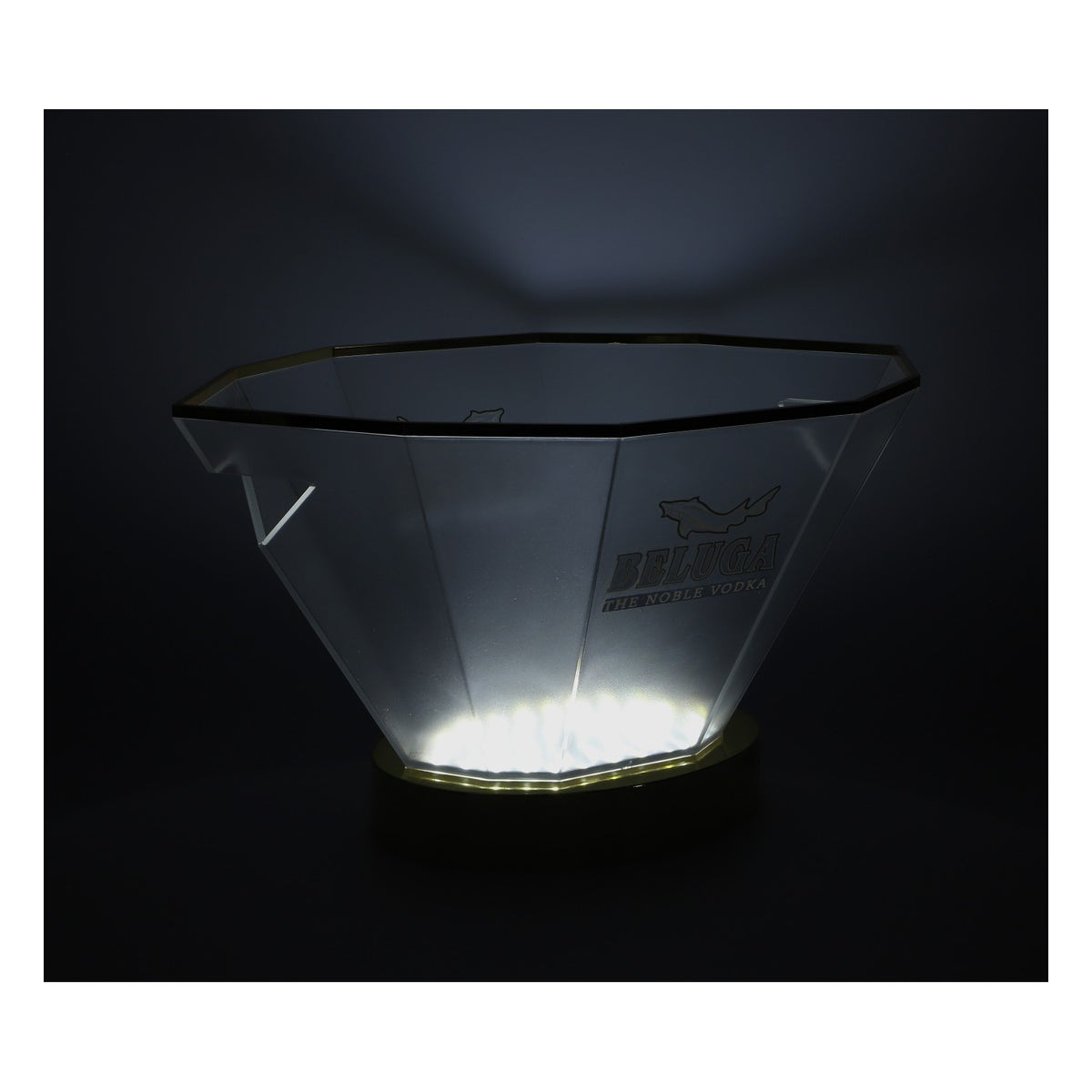 Refroidisseur de bouteille pour vodka Beluga avec LED et batterie rechargeable, doré/transparent – Accessoire de bar de luxe – Vue 6