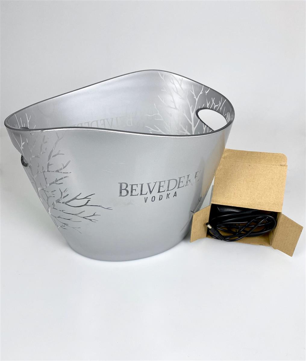Belvedere Vodka LED Refroidisseur de bouteille rechargeable Bac à glaçons Simple argent – Vue 4