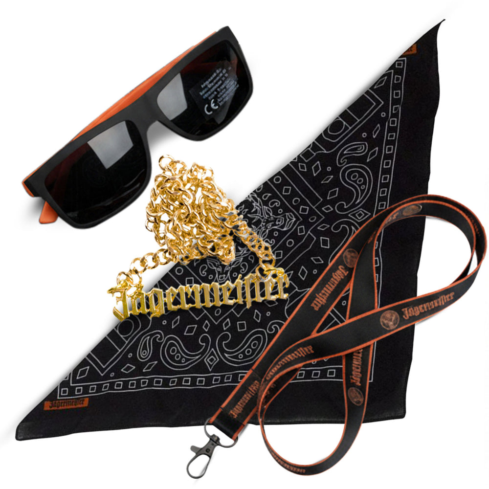 Coffret loisirs Jägermeister I composé d'une chaîne en or, de lunettes de soleil, d'un pendentif et d'un bandana
