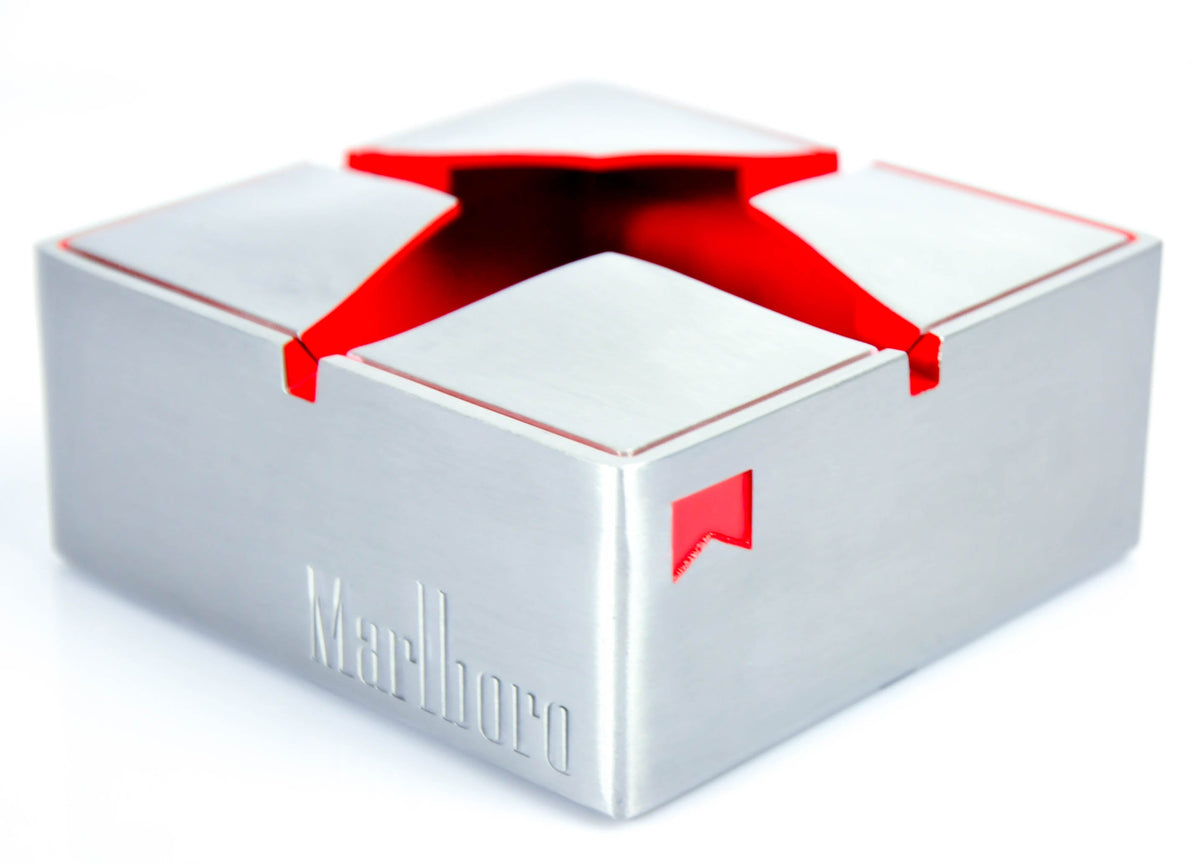 Cendrier Marlboro Cigarettes Design Étoile en acier massif – Vue 3