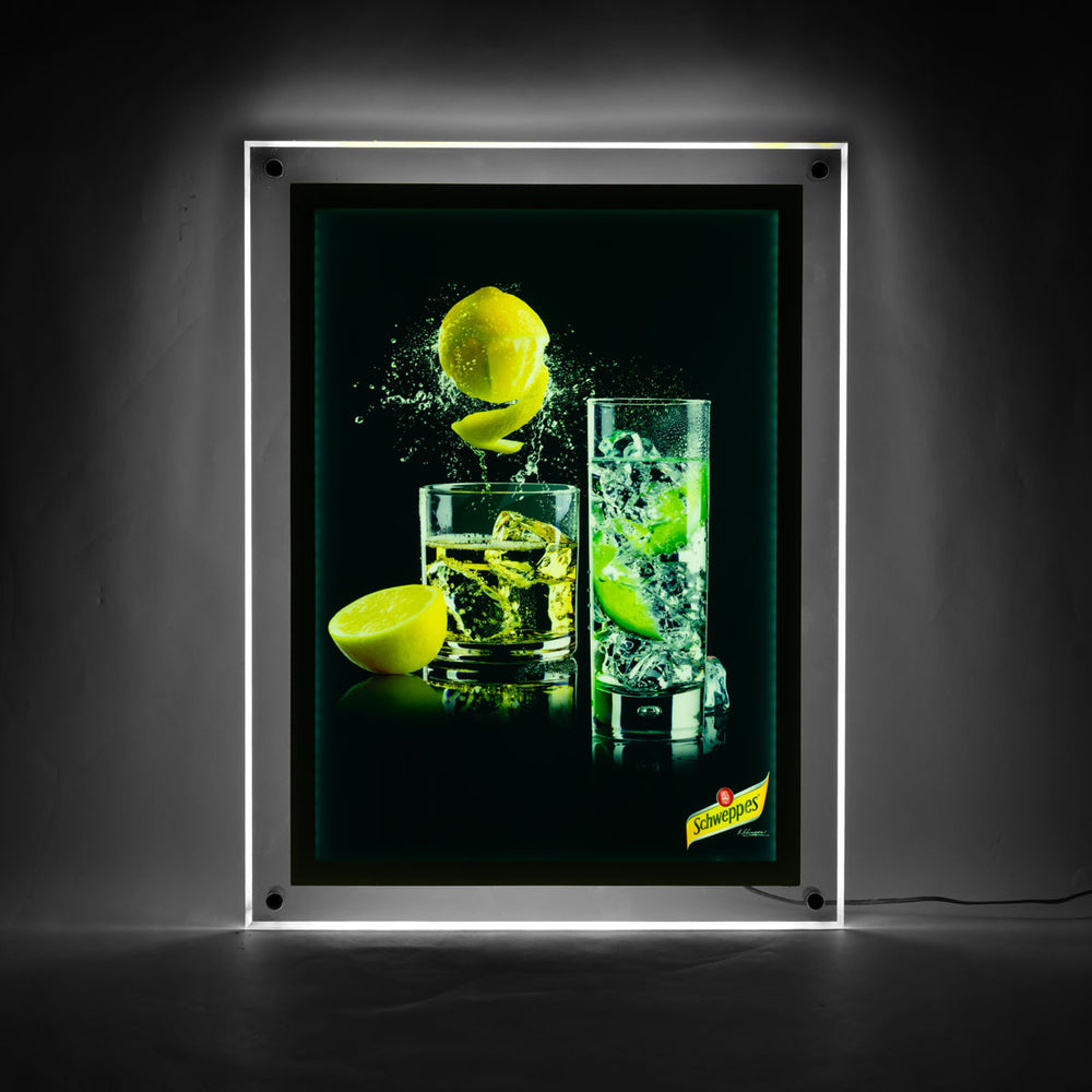 Enseigne lumineuse LED Schweppes Softdrink 51 x 39 cm, bloc d'alimentation inclus, encadrée A3