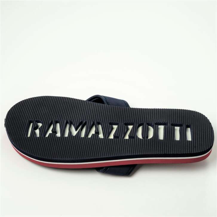 1 paire de tongs Ramazzotti taille 39/40